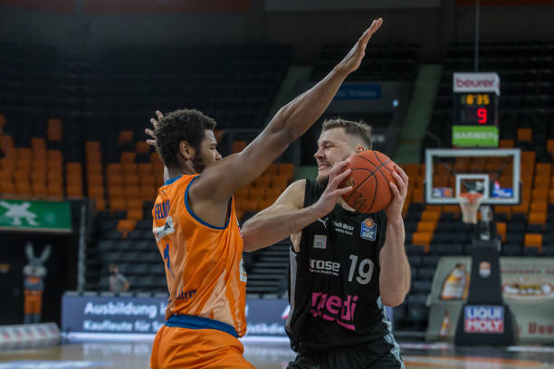 技术水平的 技术水平的